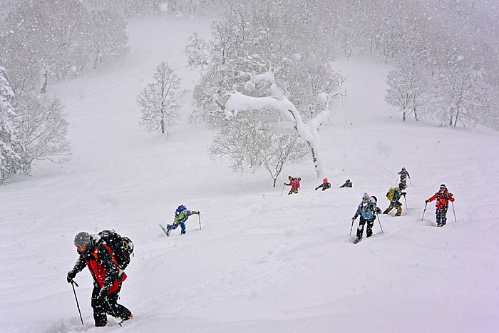天幕山の山スキー